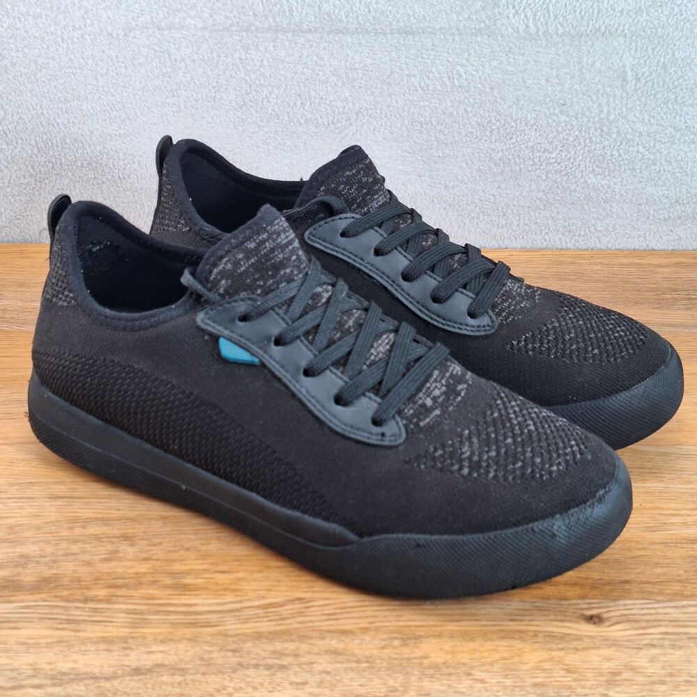 Vessi Weekend Women's 9 Waterproof Sneakers Black Knit Lace-Up Lightweight